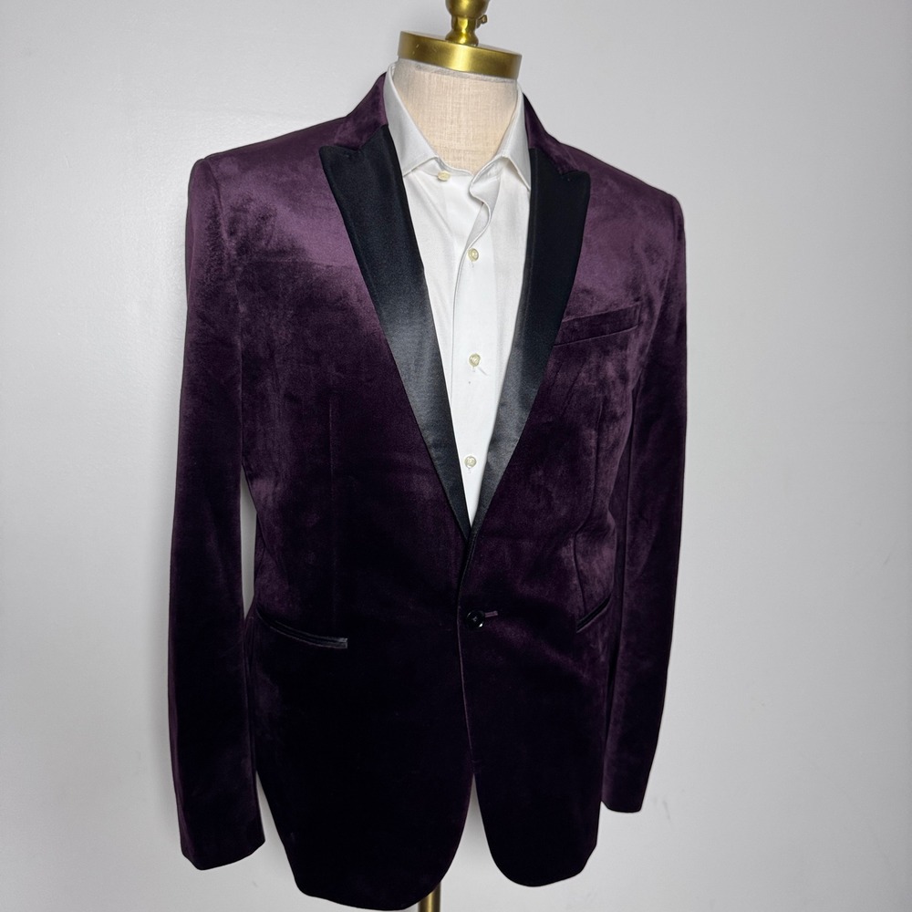 Express Tuxedo Blazer Mens 42R Purple Solid Velvet Slim Fit Peak Lapel Side Vent